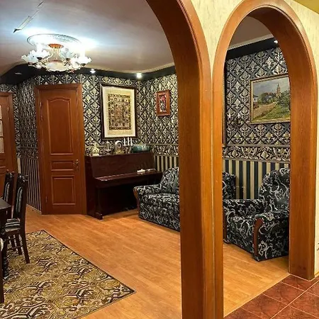 Elegant In The Center * 리가